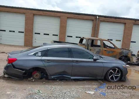 2019 Honda Accord Lx z USA, uszkodzony, nr VIN 1HGCV1F11KA140819